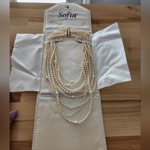 Women's Pearl Necklace